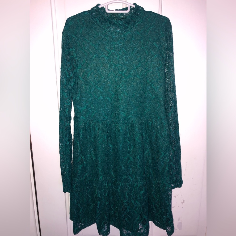 Art class emerald green dress